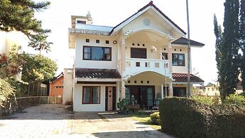 Villa Agro Kusuma Batu Malang