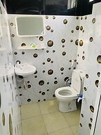 Araliya White House