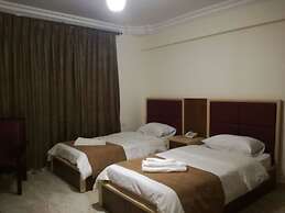 Yacht Hotel Aqaba
