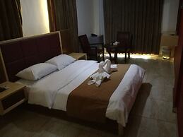 Yacht Hotel Aqaba