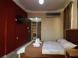Yacht Hotel Aqaba