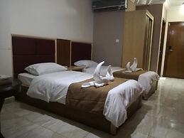 Yacht Hotel Aqaba