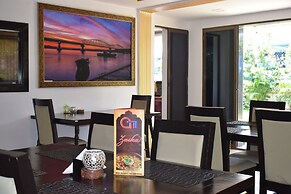 Athi Resorts