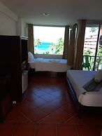 Porterhouse Beach Hotel
