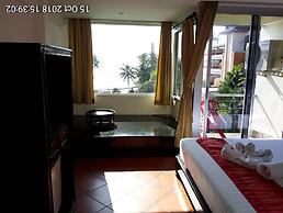 Porterhouse Beach Hotel