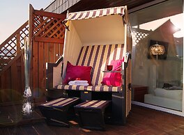 Plenus Hotel