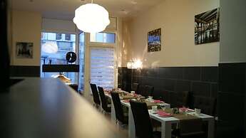 Plenus Hotel
