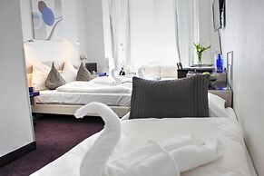 Plenus Hotel