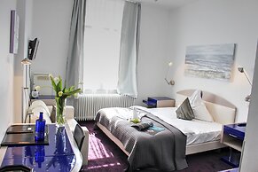 Plenus Hotel