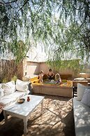 Riad Kbour & Chou