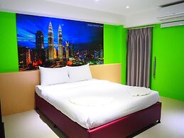 Blue Orchids Hotel
