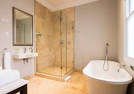 Avondale Boutique Hotel