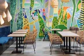 ibis Styles Venus