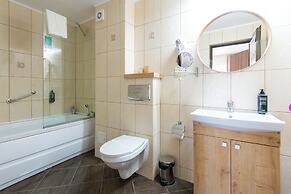 ibis Styles Venus