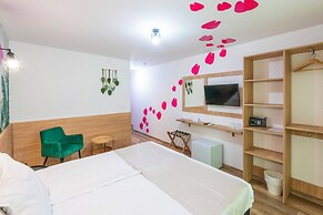 ibis Styles Venus