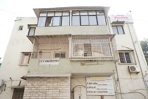 Hotel Pavitra