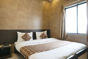 Hotel Pavitra