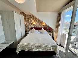 Grand Petit Hotel