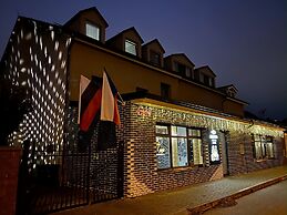 Grand Petit Hotel