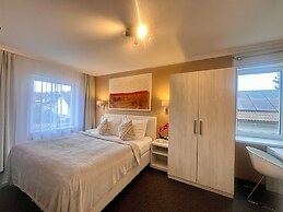 Grand Petit Hotel