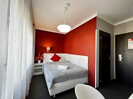 Grand Petit Hotel