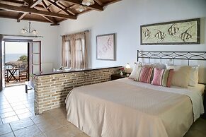 Yalis Hotel