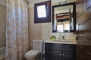 Yalis Hotel