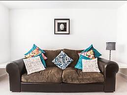 Mossie Apartment