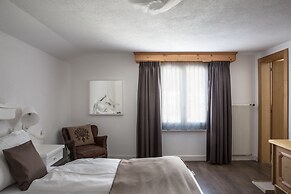 The Larix -Ski in, Ski out