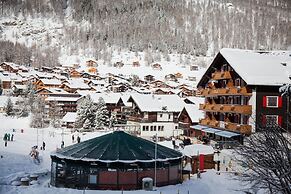 The Larix -Ski in, Ski out