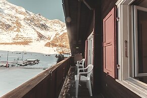 The Larix -Ski in, Ski out