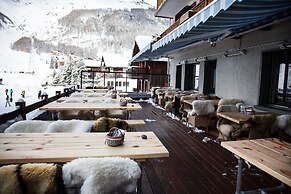 The Larix -Ski in, Ski out