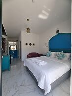 Sunset Boutique Hotel & Apartments