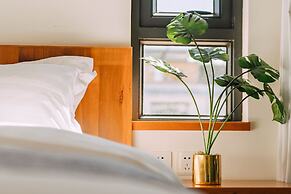 Floral Holiday Guesthouse