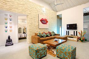 Villa Dheva