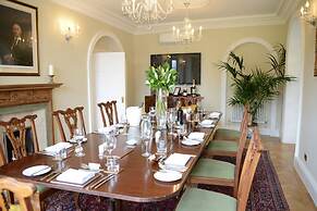 Goldsborough Hall