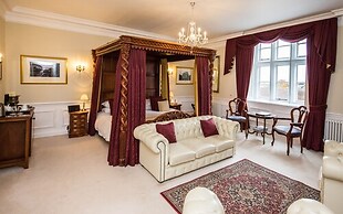 Goldsborough Hall