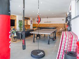 Azen Cool House