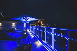 DoubleTree by Hilton Okinawa Chatan Resort