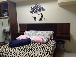 ECJ Cozy Studio Units at Horizons 101
