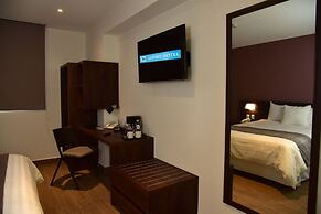 Lithio Hotel
