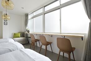 HOSTEL nid OSAKA