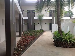 Yhotel