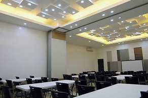 Yhotel