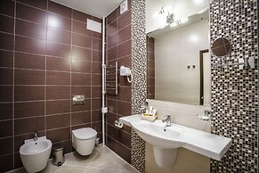 Bishotel