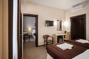 Bishotel