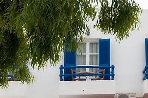 Manousos' Rooms