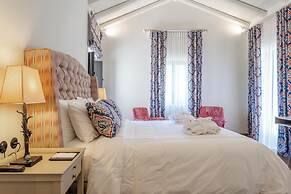 Alistos Hotel