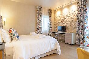 Alistos Hotel