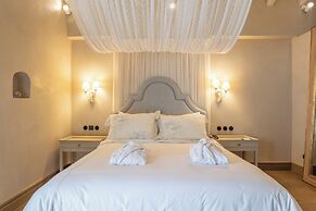 Alistos Hotel